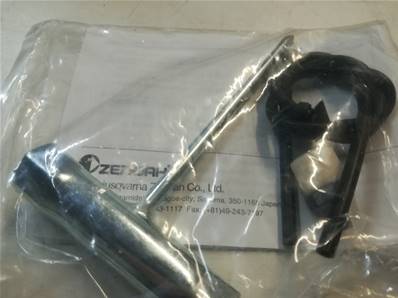 CLÉ A BOUGIE MOTEUR ZENOAH 1/5 AVEC FILTRE RÉSERVOIR STANDARD