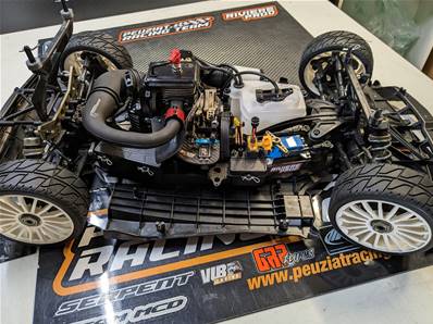 Package MCD XR5 Challenge Factory Team Spec France avec moteur 32cc
